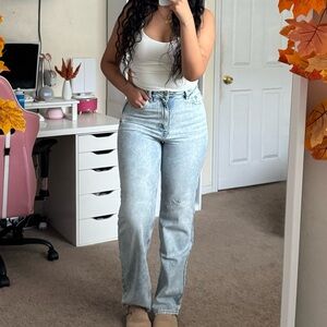Pacsun 90s Boyfriend Jeans
- Size: 27